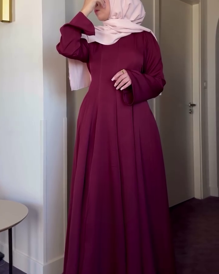 Robe Shaïna