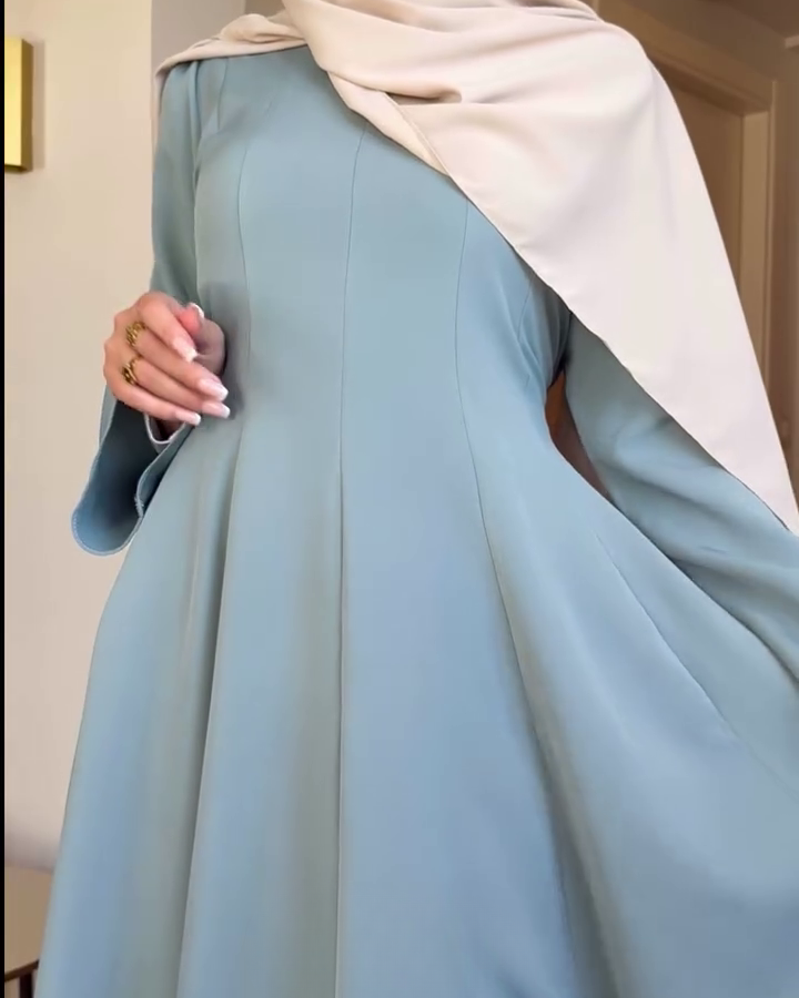 Robe Shaïna