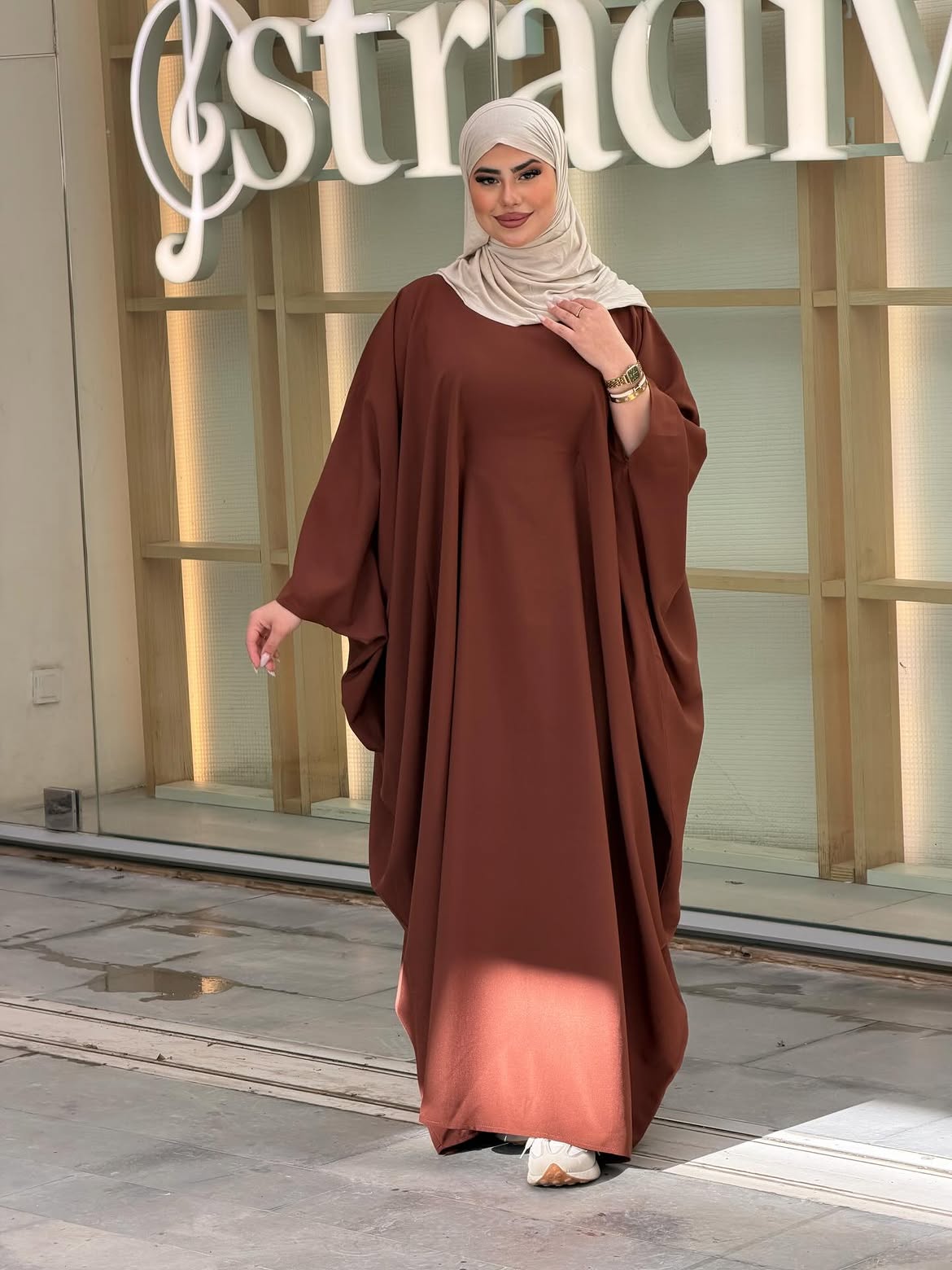 Abaya Jouri